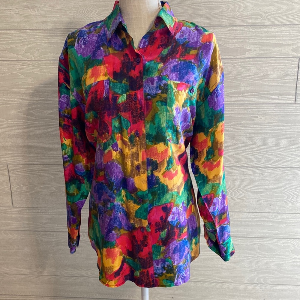 Vintage silk oversized watercolor button down shirt tunic. Size S ❤️
